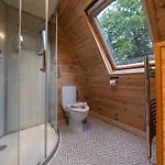 Borrett Escapes - Luxury Pods