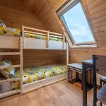 Borrett Escapes - Luxury Pods