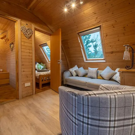 Lodge Borrett Escapes - Luxury Pods *