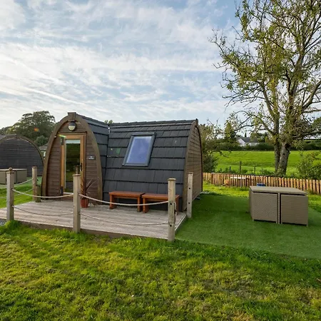 Borrett Escapes - Luxury Pods Domek letniskowy *