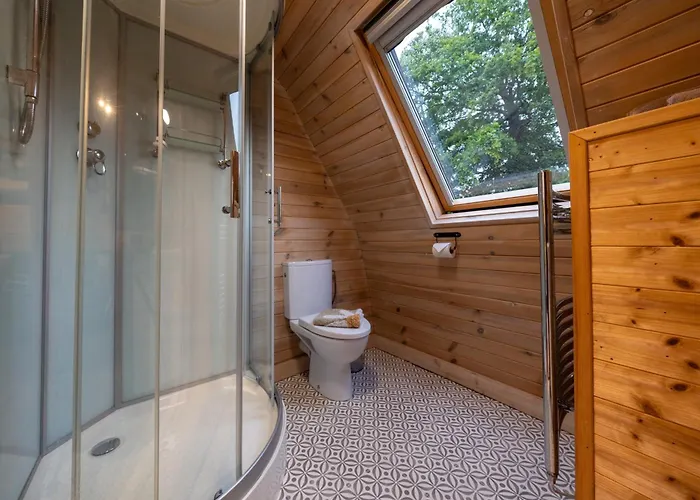 Borrett Escapes - Luxury Pods