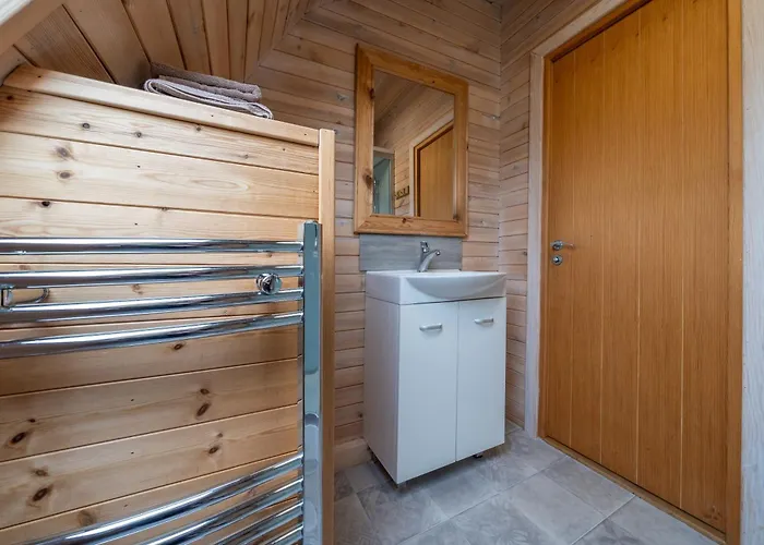 Lodge Borrett Escapes - Luxury Pods *