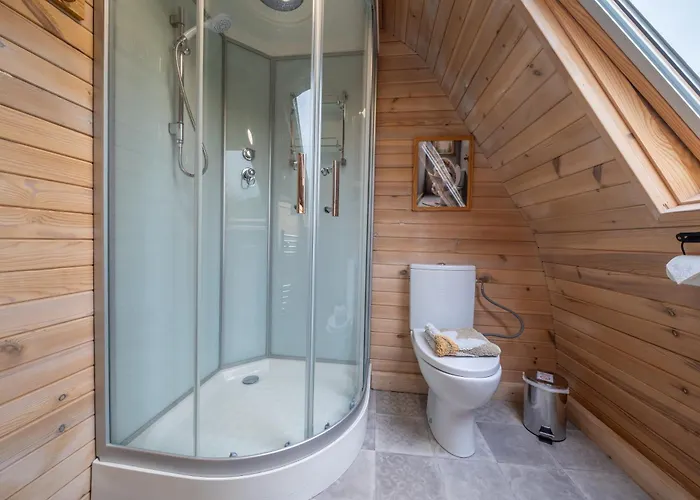 Borrett Escapes - Luxury Pods *