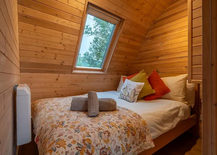 Borrett Escapes - Luxury Pods Lodge