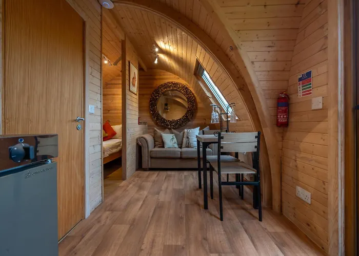 Borrett Escapes - Luxury Pods Lodge